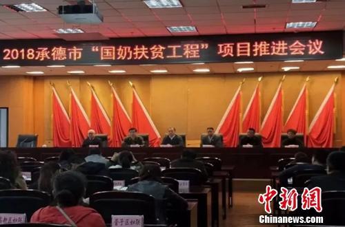 国奶扶贫的奶粉哪款好，双娃乳业成为新样本