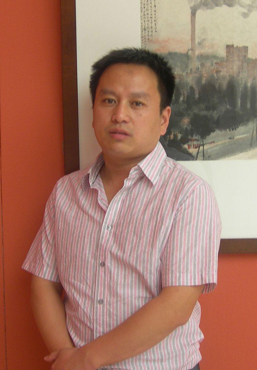 万新华 快懂百科