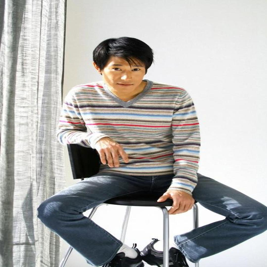 东洋人2.黑种人,卷毛阔鼻,身材高大,体态修长.