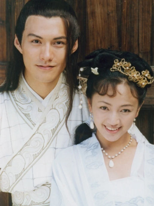 电视剧《六女当铺》