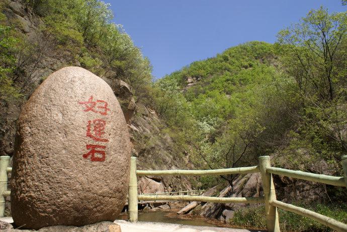梦境中的流动乐章，探索梦见自己在游泳的深层含义