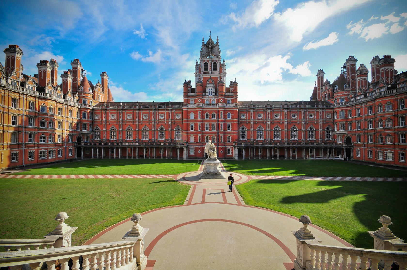 英国伦敦大学皇家霍洛威学院 - 均发留学 - 您身边的专业留学专家