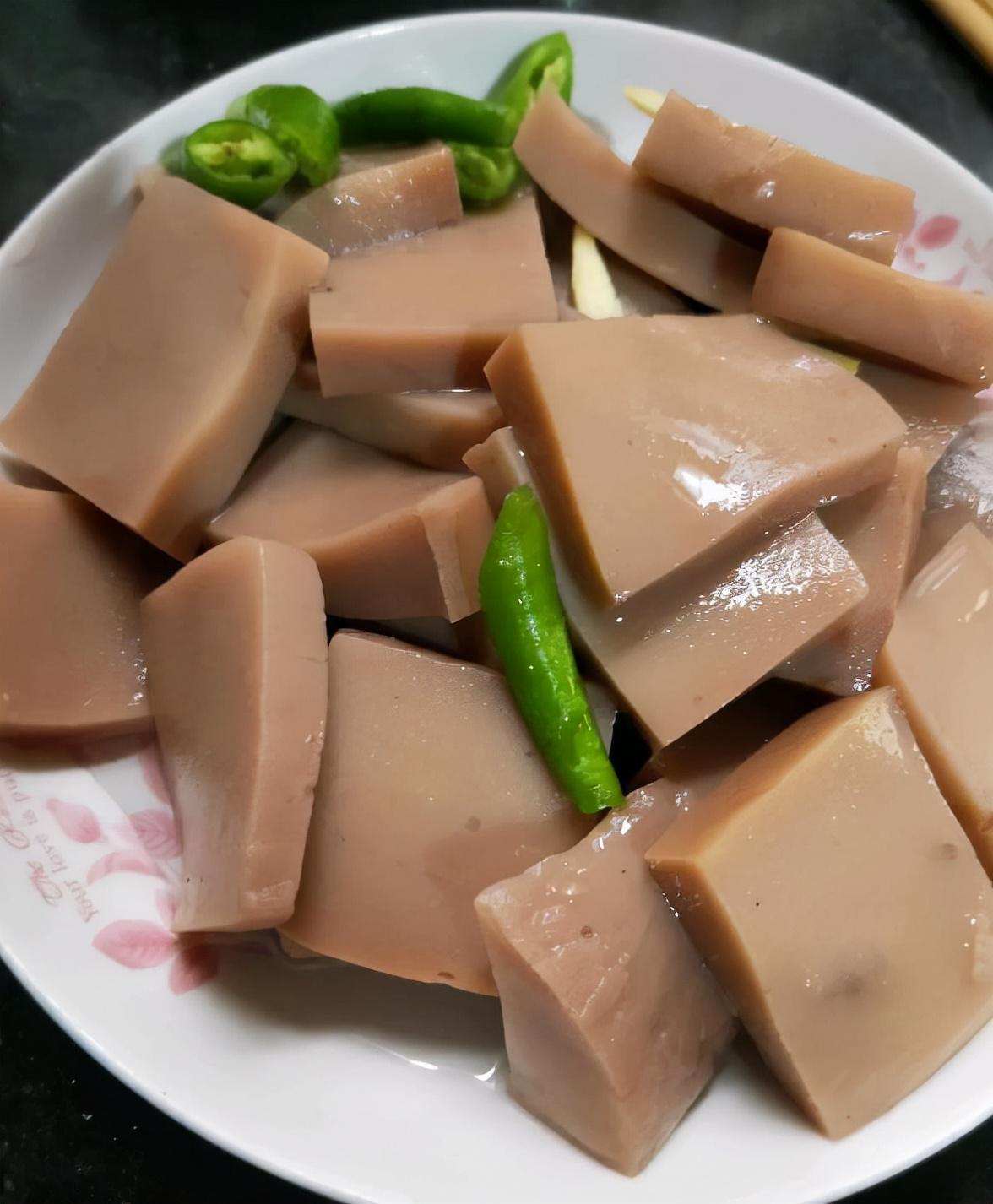 江西安徽等地特产“苦槠豆腐”，野果子做的美食