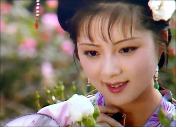 87版红楼梦薛宝钗