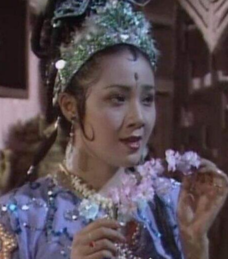 金鼻白毛老鼠精 快懂百科