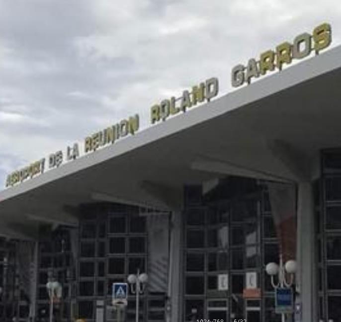留尼旺岛罗兰·加洛斯机场